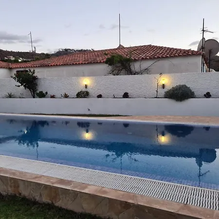 Relax Tauro شقة *